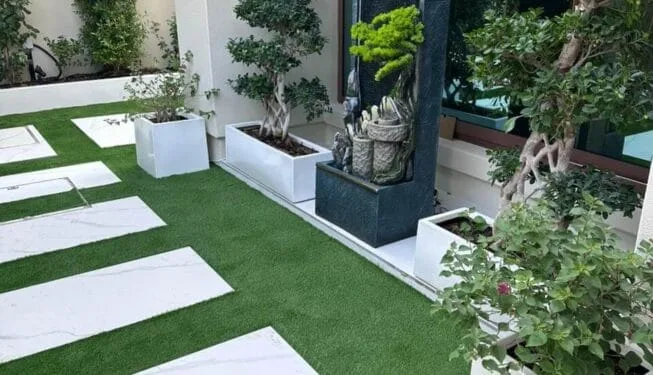 Swimming Pool & Landscaping Company in Dubai Planting and softscaping for Dubai villa garden — Poolsco Landscaping
